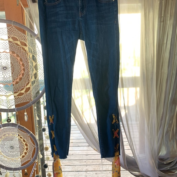 Blue jeans - Picture 2 of 4